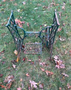 Singer Treadle Sewing Machine Cast Iron Table BASE & LEGS ONLY