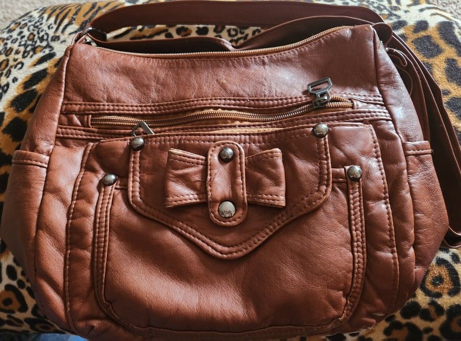 Cute Leather Purse. Brand New.