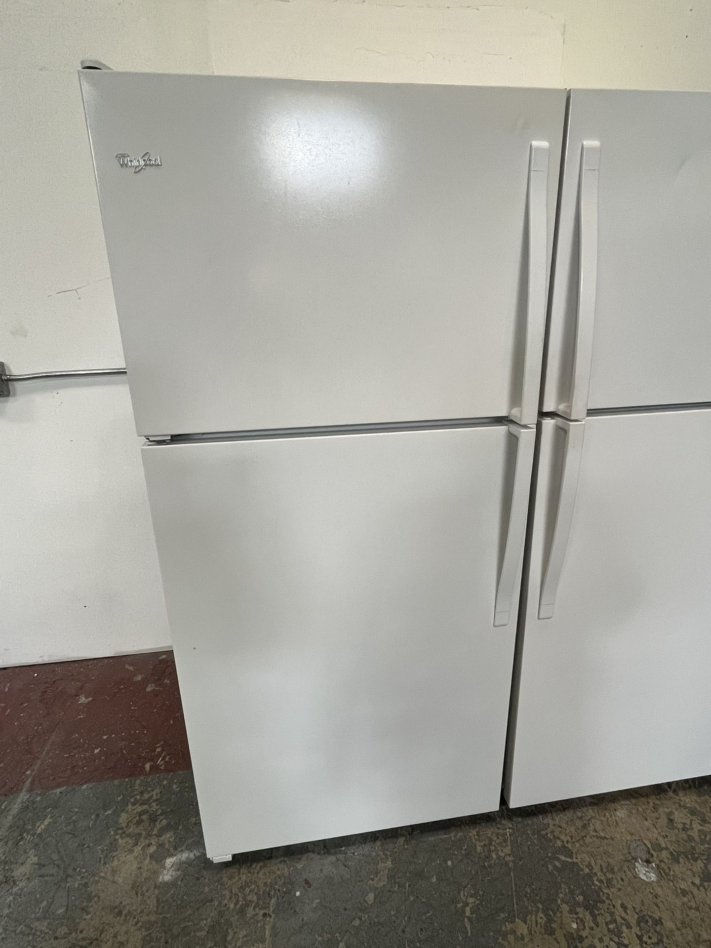 Refrigerator Whirlpool 30”