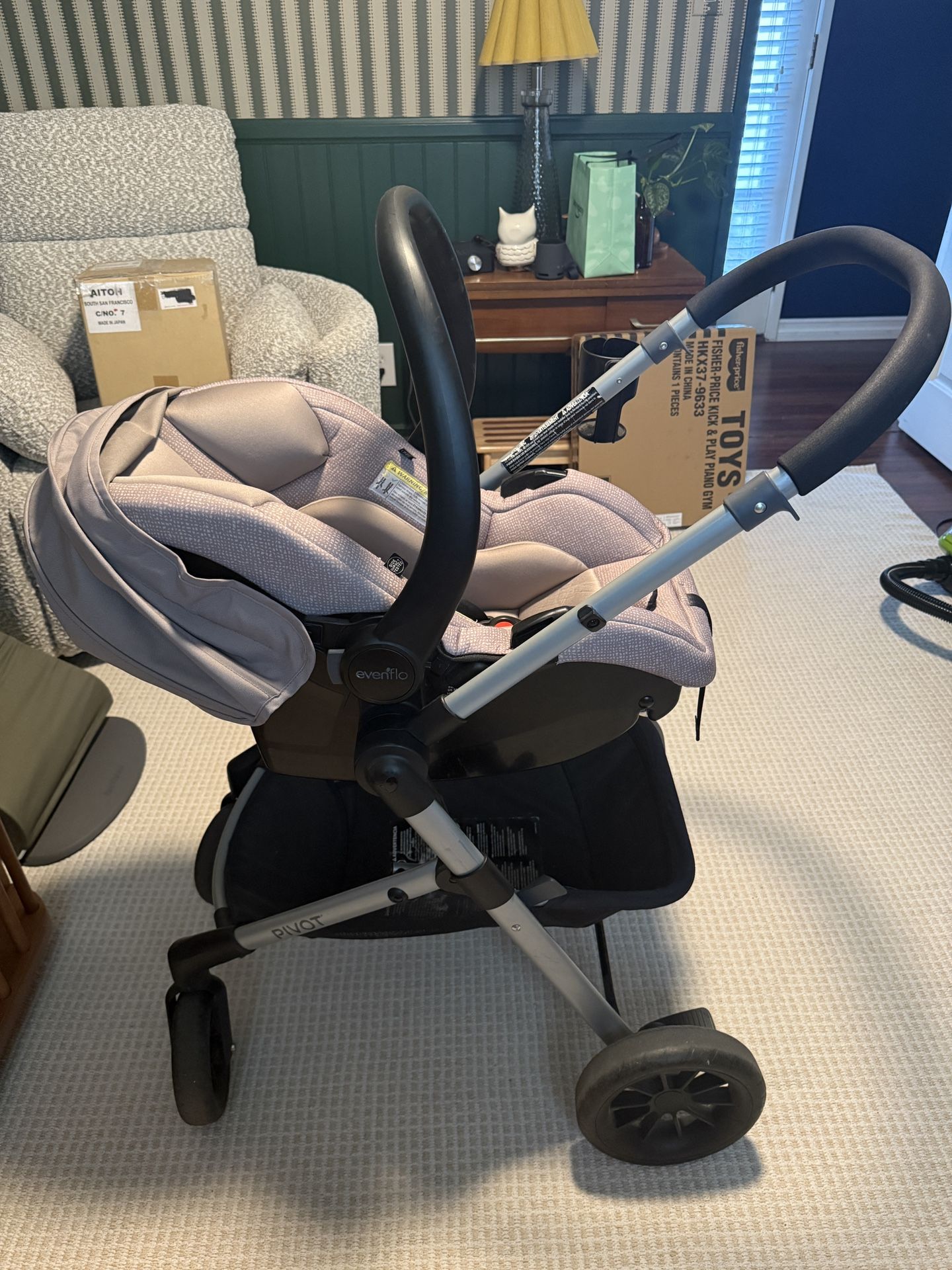Evenflo Pivot Stroller 