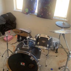 drums set READ BIO