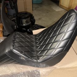 LePera Kickflip Diamond Seat