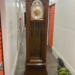 Grandfather Clock 