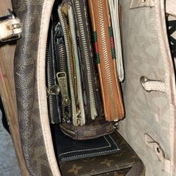 Different Kinda Wallets Lmk