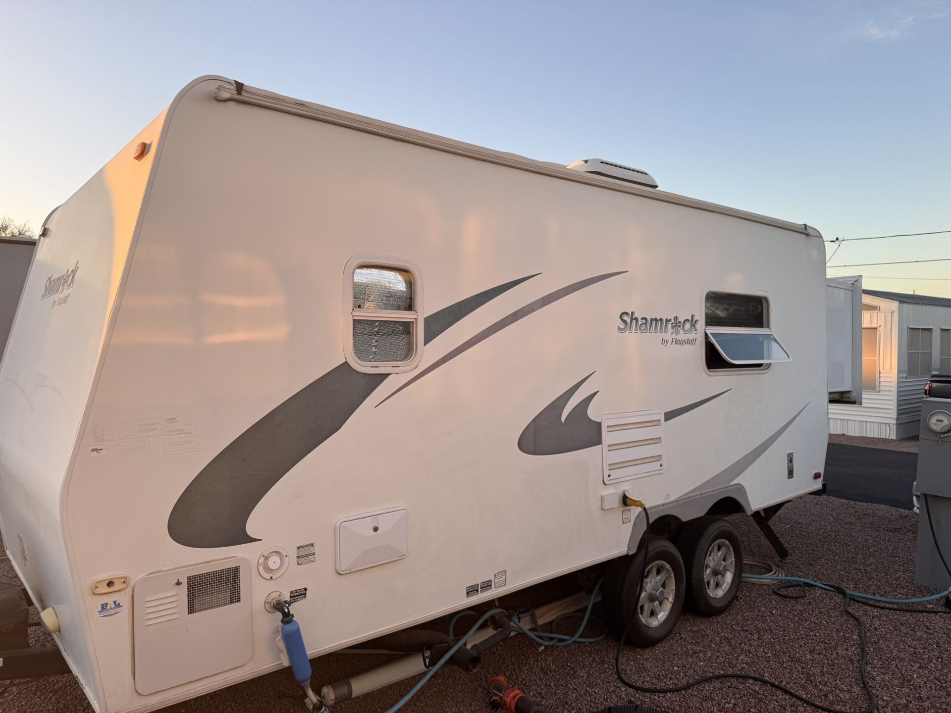 Travel Trailer - 2009