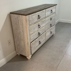 Dresser And Two Bed Tables 