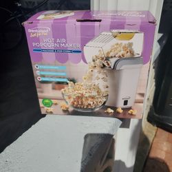 Popcorn Popper. New, With Instructions 