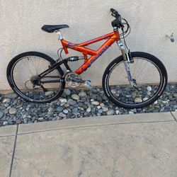 Orange Mongoose Mountain Bike 26 Inch