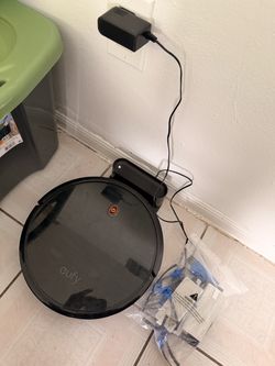 Oufy slim robot vacuum