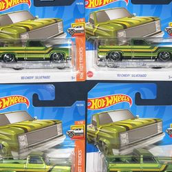 Hot Wheels Short Card 83 Chevy Silverado Green
