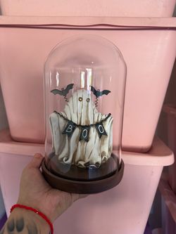 LED GHOST IN A CLOCHE