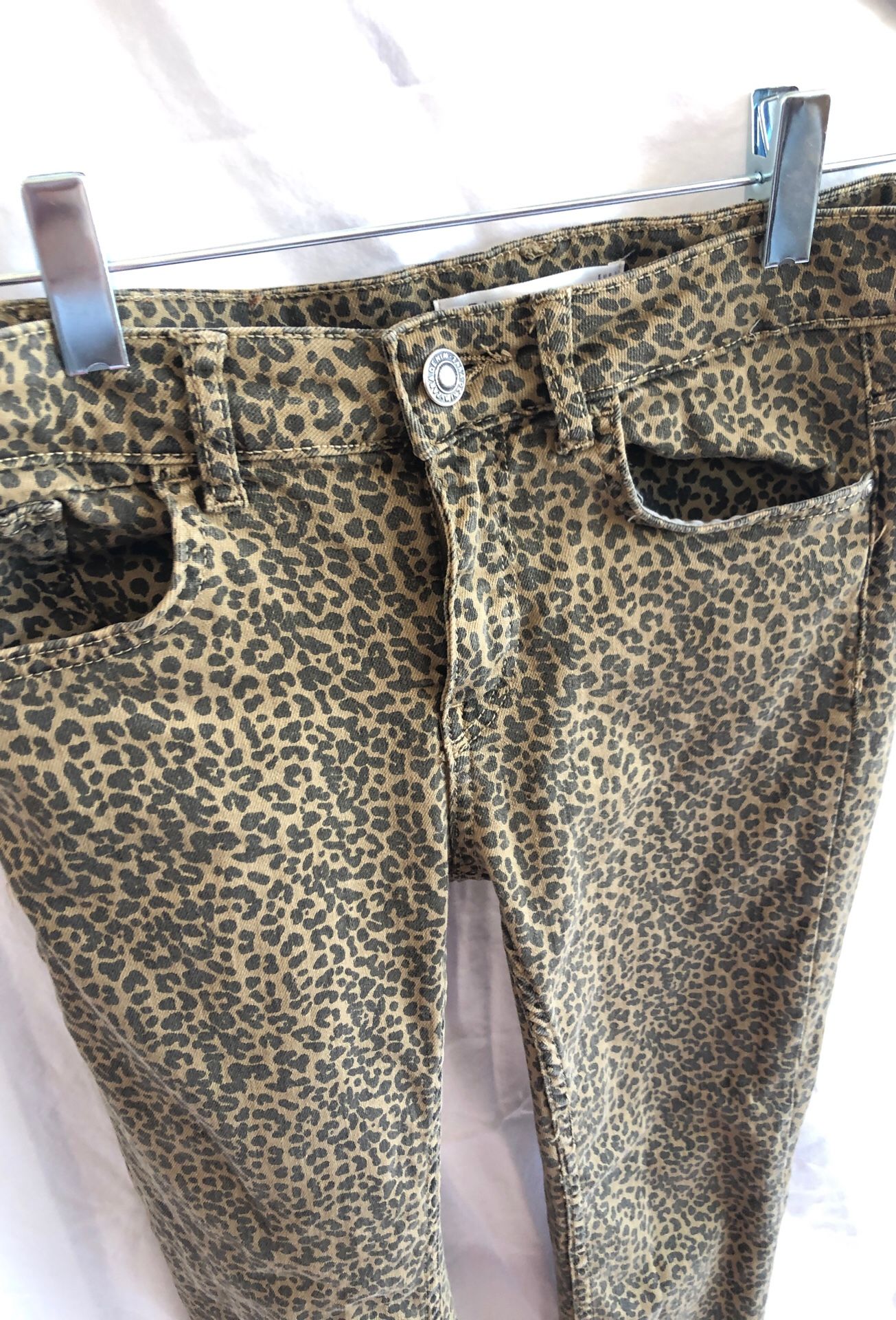 Lot of 5 Zara Denim Jeans. 4 size 34, 1 size 32