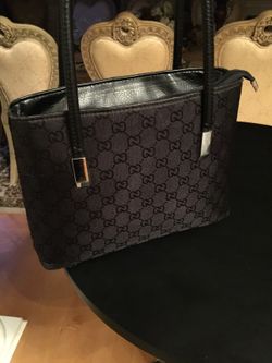 Black small cute shoulder purse