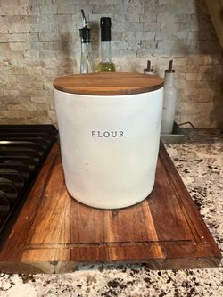 Jars/containers