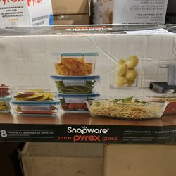 Shop Snapware Pure Pyrex 18-piece glass food storage set