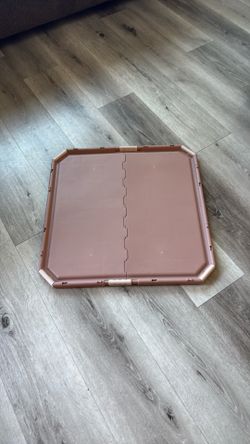 Simple solution, dog pad holder
