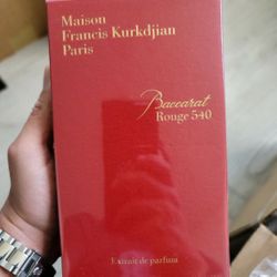 Baccarat Rouge 540 Extrait De Parfum 200ML / 6.8OZ