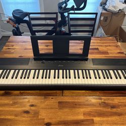 Donner Digital Piano Ultrathin 88 Keys, Beginner Electric Piano Keyboard with Semi-weighted Keys, Full Size Portable Electronic Keyboard Piano with Su