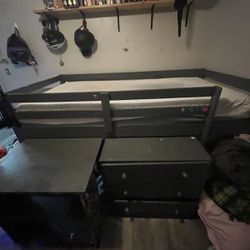 Loft Bed With Dresser And Desk. 