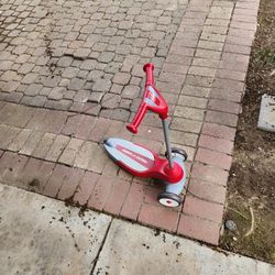 Childrens 3 Wheeled Scooter