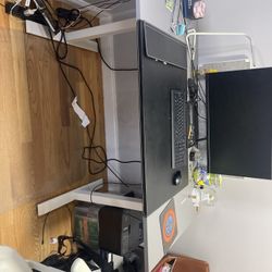 Electric Adjustable Desk  - Excellent Condition Please Offer