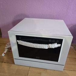 New Black and Decker Countertop Dishwasher