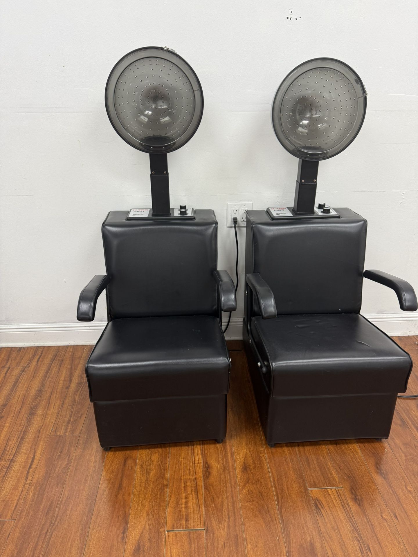 Salón Equipment