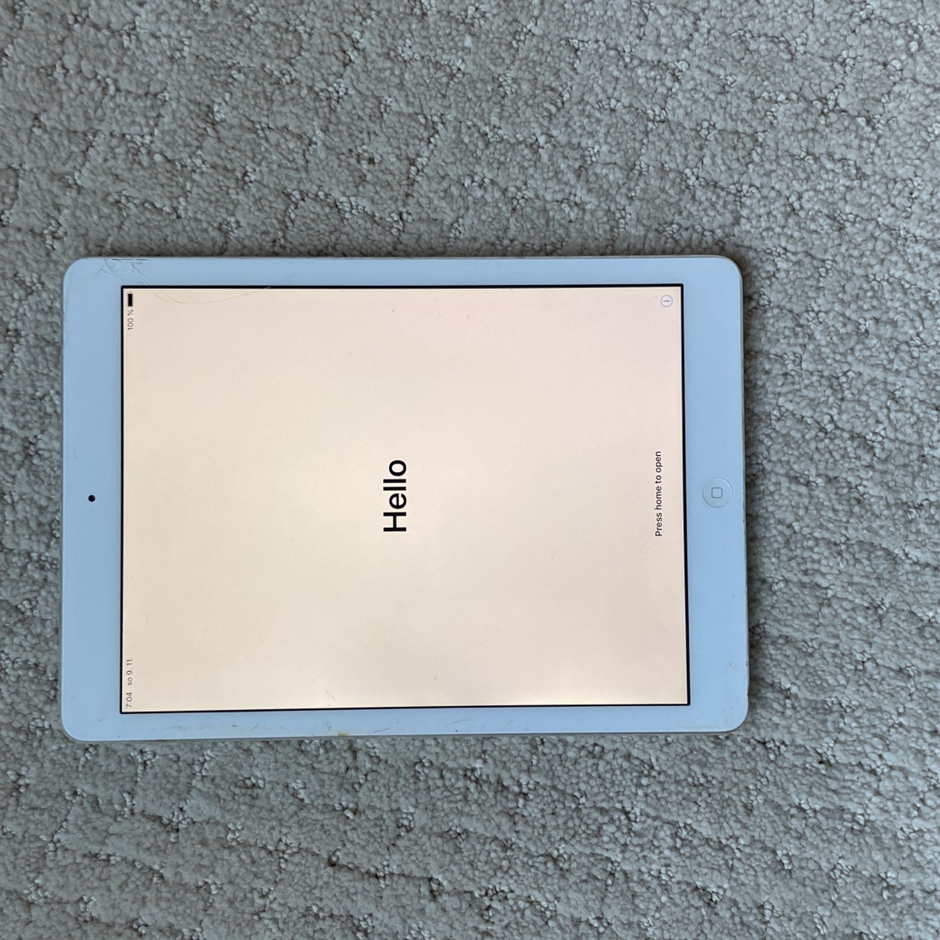 Apple iPad Air Model A1474 Used Lighting Bolt