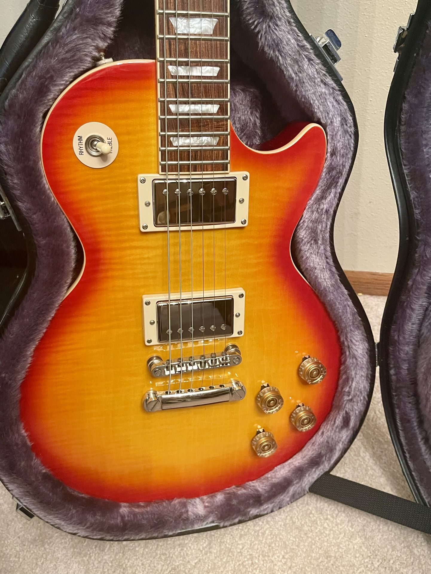 Epiphone Les Paul Electric Guitar With Original Hard Case