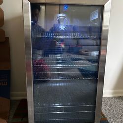 Insignia 115 Can Stainless Steel Beverage Fridge