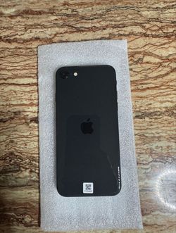 iPhone SE 2nd Gen unlocked 64gb