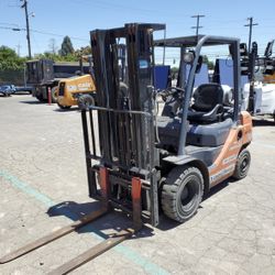 2017 Toyota 8FGU25 Warehouse Forklift