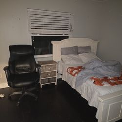 Free Bedroom Set