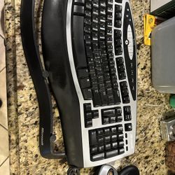 Microsoft Wireless Keyboard/Mouse Set