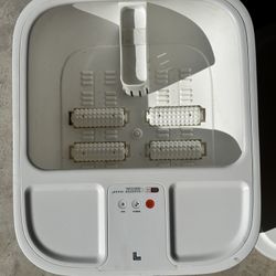Sharper Image Heated Foot Spa / Foot Bath (Model 1014945)