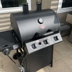 Char-Griller Grill