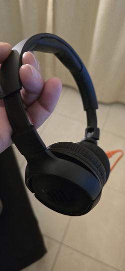 JBL Bluetooth Headphones (Work Great)