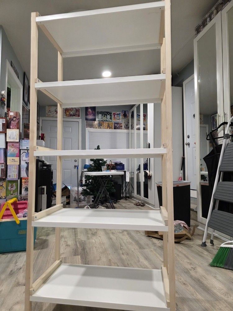 White And Wood Shelf Unit