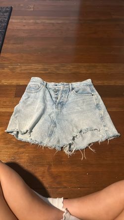 Light Wash Jean Shorts 