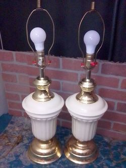 White ceramic lamps