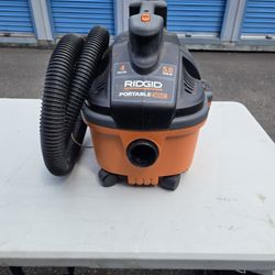 Ridged 4 Gallon 5hp Vacuum