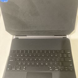 Magic keyboard iPad Pro 12.9”