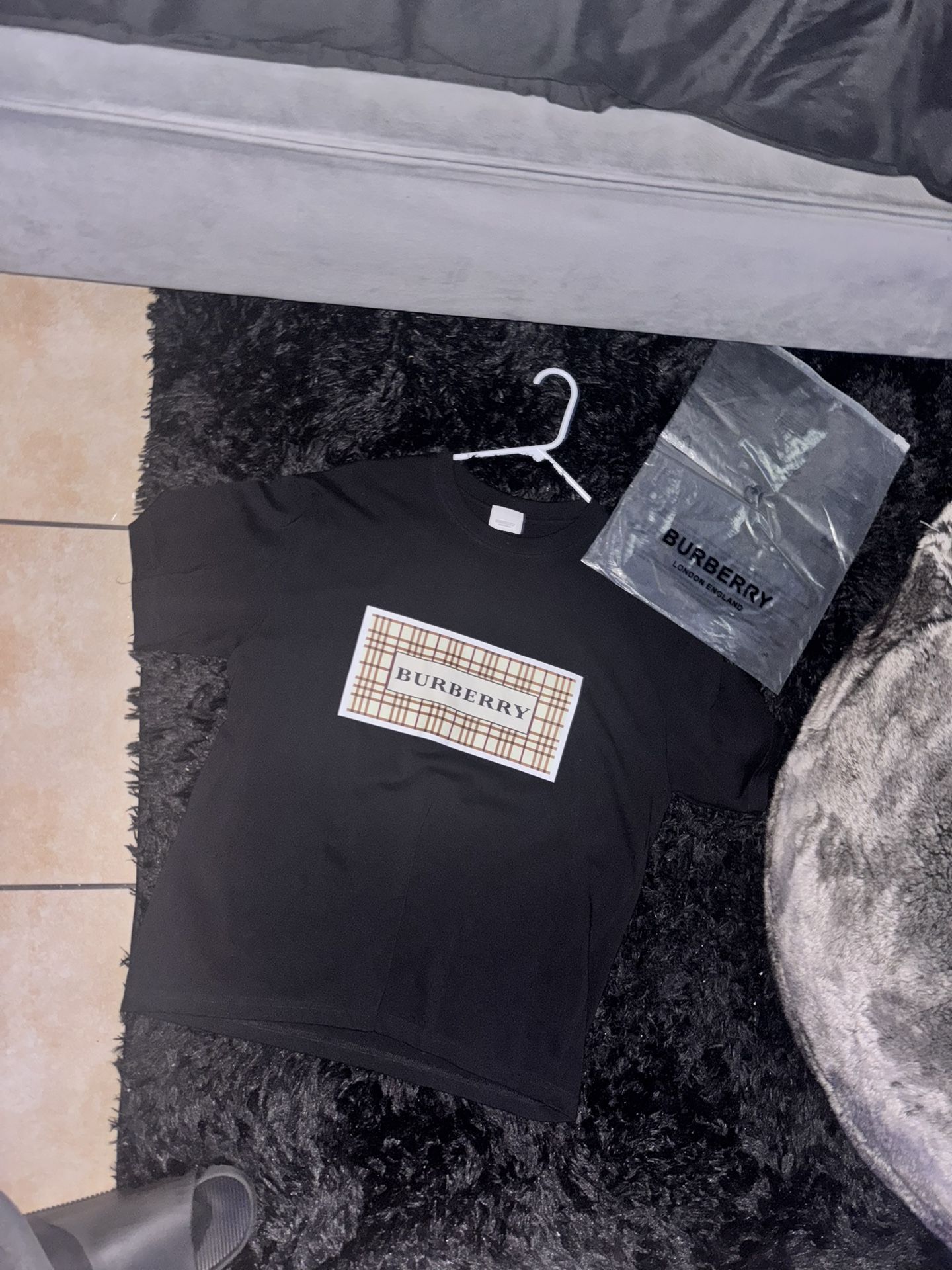 Burberry T-Shirt