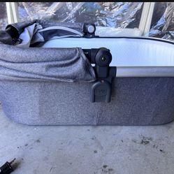 Uppababy Bassinet And Stand 