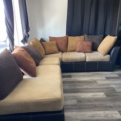 Sectional Couch Free Delivery 