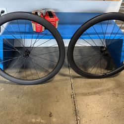 BMC CRD 501 SL carbon wheelset (manufactured by DT Swiss)