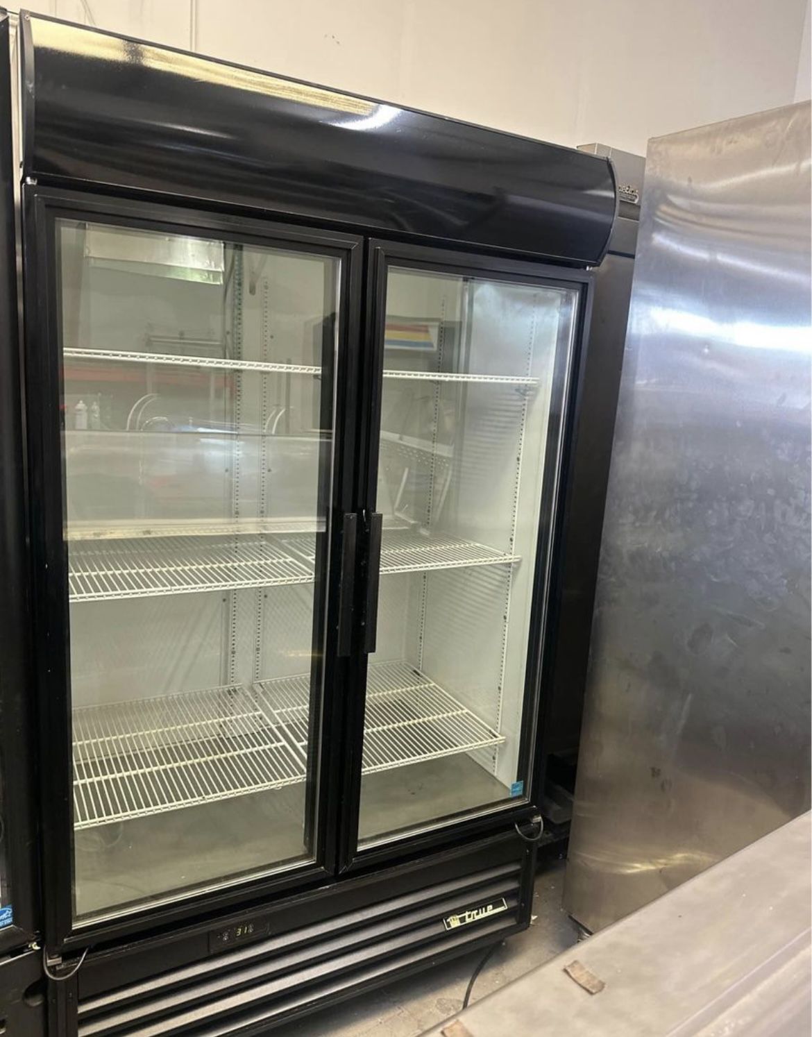 Commercial True refrigerator merchandiser