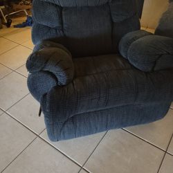Love Sofa And Recliner 