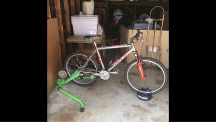 Kinetic bike trainer by Kurt