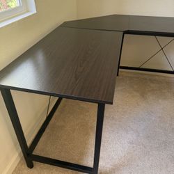L Shaped Desk / Corner Desk 